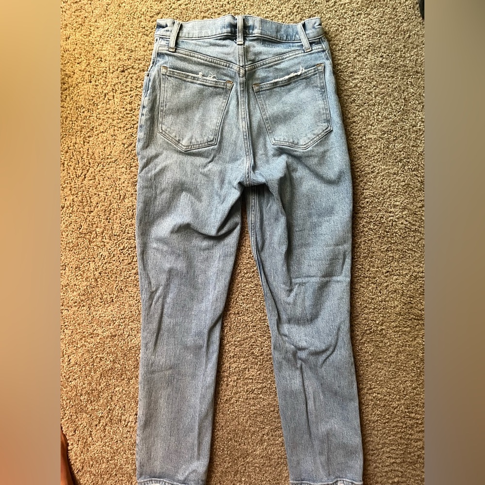 Abercrombie 90s ultra high rise curve love jean. Very flattering 🍑